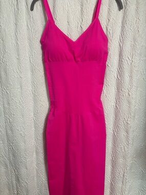 Fuchsia Sleeveless V-Neck Bodycon Dress